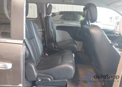 2016 Chrysler Town & Country Touring из США, поврежденный, VIN 2C4RC1BG9GR119583